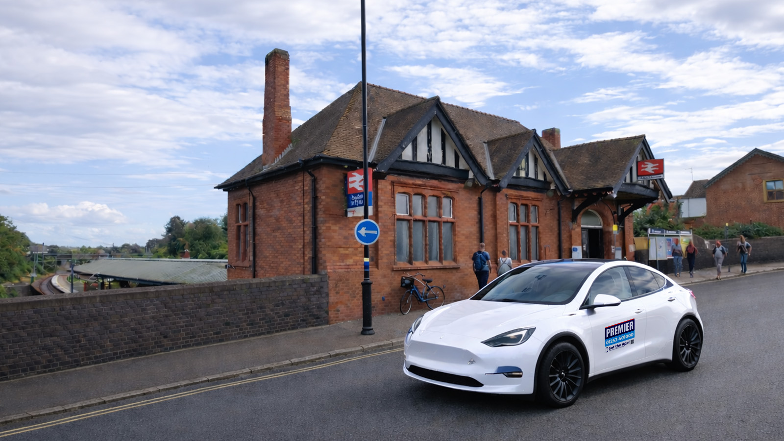 Poulton Train station taxi pick-ups and drop-offs